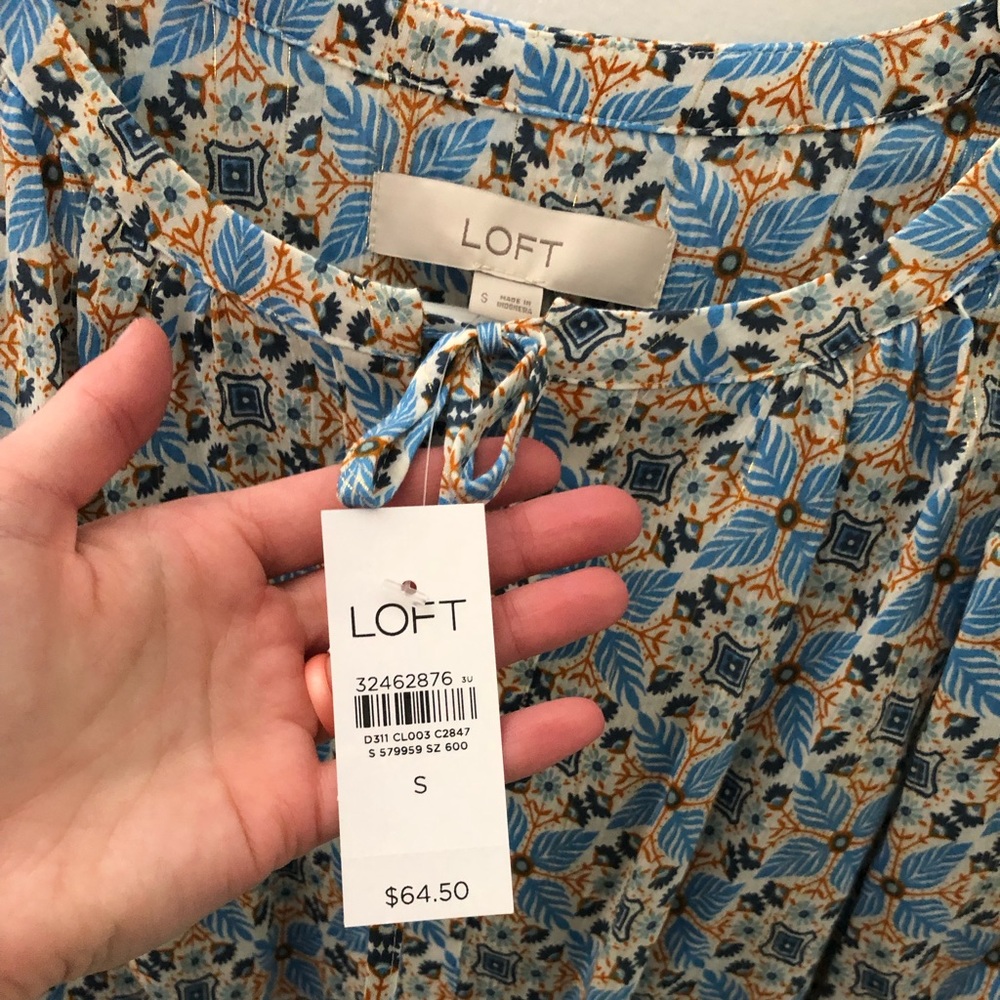 NWT LOFT Peasant shirt with string tie in front